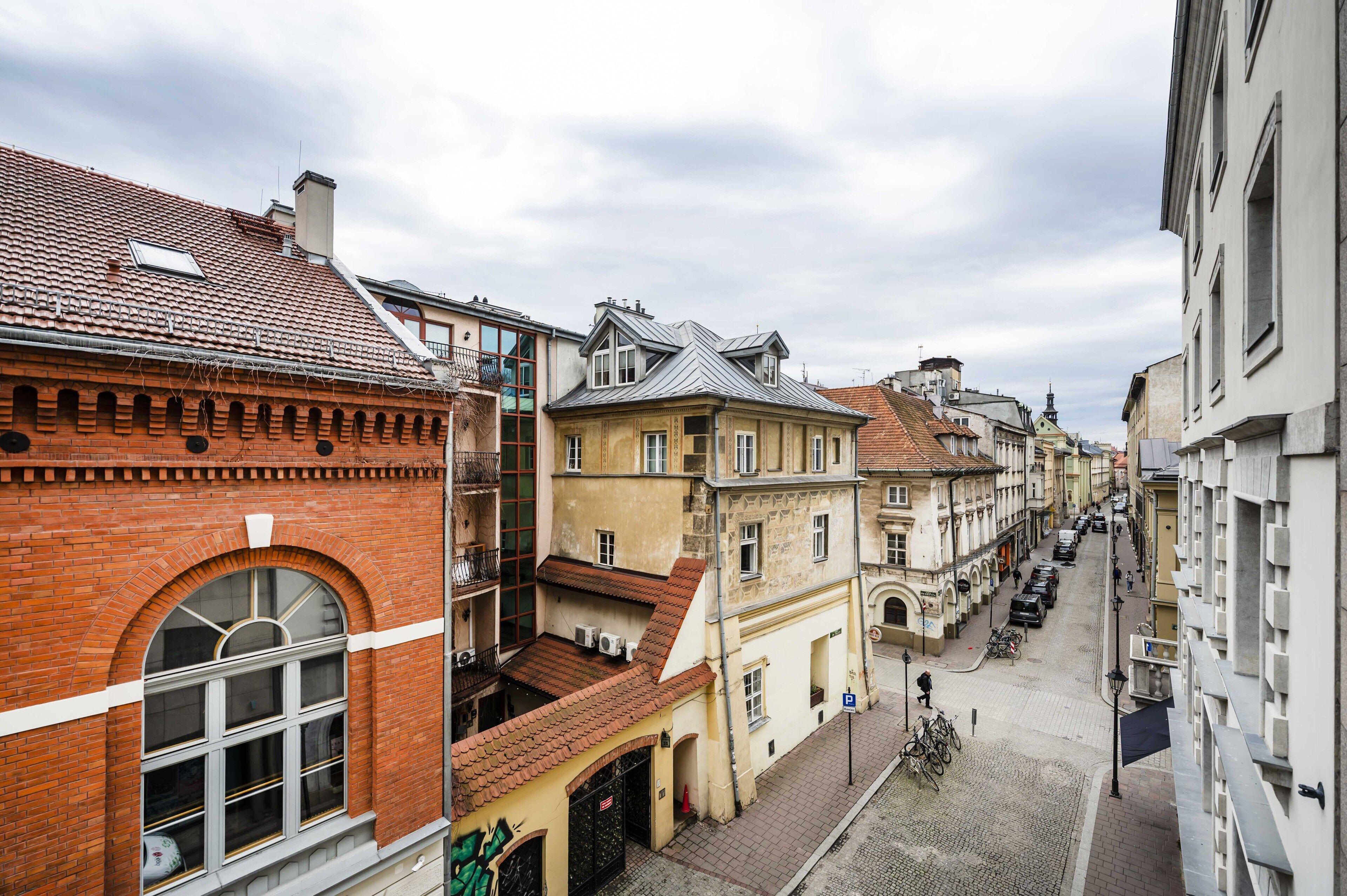 Hotel H12**** — Zdjęcia 1
